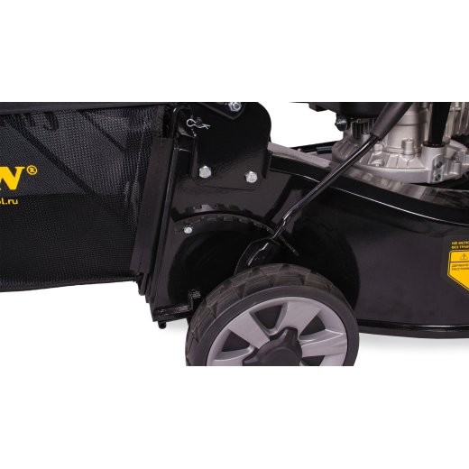 Изображение Газонокосилка бензиновая Champion LM5645, 6 л.с.