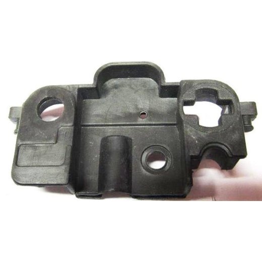 Кронштейн крепления выключателя бензопилы 240