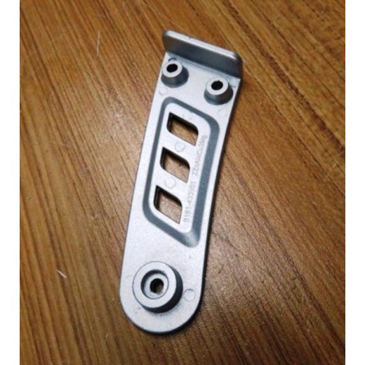 Кронштейн крепления передней рукоятки 424N