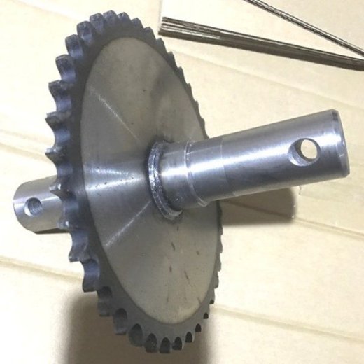 Вал редуктора для культиватора BC5511, BC5512, BC5712, BC6612, BC7712 привода фрез со звездочкой. Замена для арт. 802042.