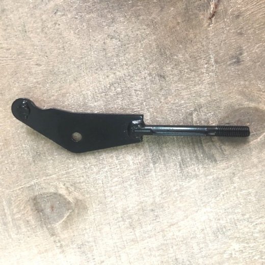 Рычаг управления угла наклона желоба ST766BS/977BS1086BS1510E(2)