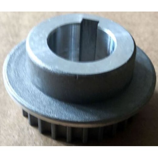 Шкив ремня привода хода ST655 на двигатель